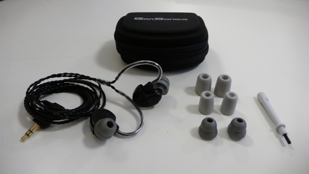 SM3 d’EarSonics, un intra toujours d’actualité Développé il y a 3 ans par EarSonics, société basée à Montpellier, le SM3 représentait le fleuron de la gamme universelle du constructeur jusqu’à peu. Détrôné par le SM64, de 50€ plus cher, le SM3 ne tire pour autant pas sa révérence et continue de faire nombre de ventes chez le fabricant hexagonal.